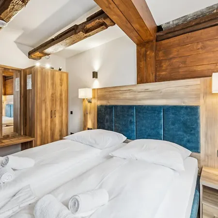 Hopfenhaus Zur Einhornsbrau 3*