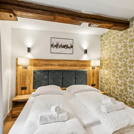 Hopfenhaus Zur Einhornsbrau 3*