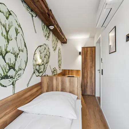 Hopfenhaus Zur Einhornsbrau شقة فندقية 3*